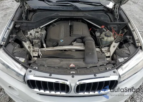 2016 BMW X5 xDrive35I z USA, uszkodzony, nr VIN 5UXKR0C56G0S84698